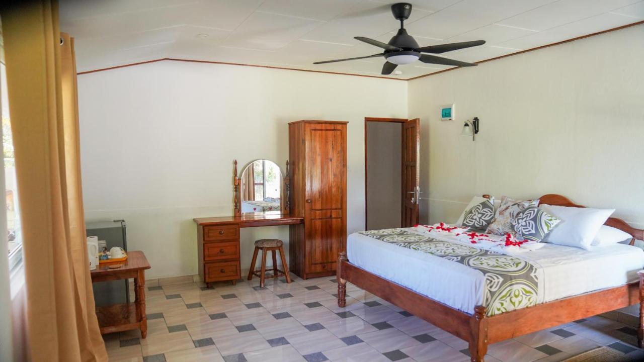Villa Antonia La Digue Exteriör bild